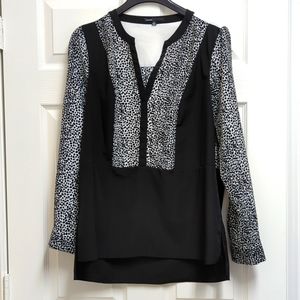 Chaus Black and White Women's Pull Over Blouse Size M